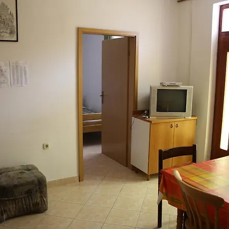 Maric Apartment *